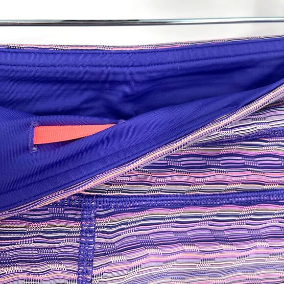 Lululemon Run: Top Speed Crop Purple Size 6 - Picture 4 of 5